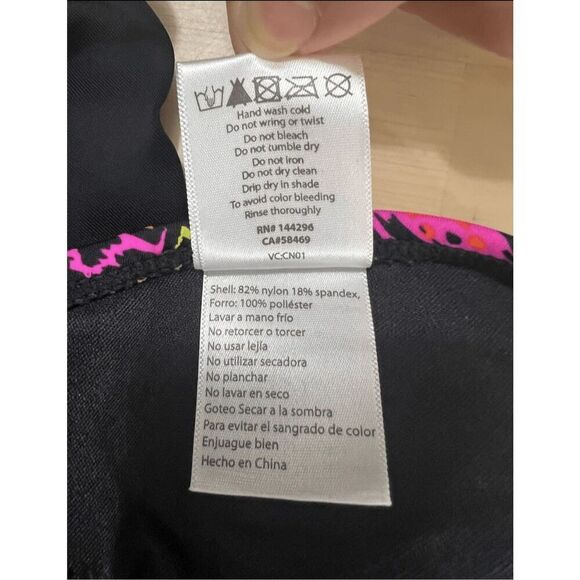 Sunshine Zone Halter Deep V-Neck One Piece Swimsuit Size M Black Pink Printed - Picture 9 of 11